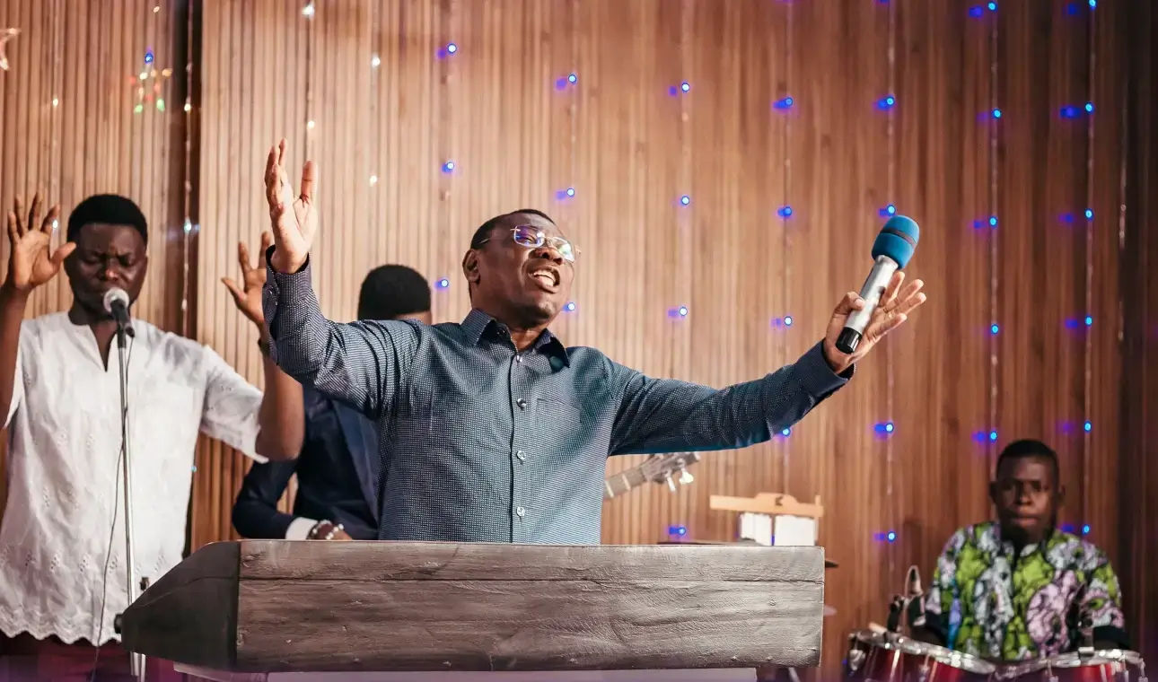 Célébration de culte et groupe musical MECO
